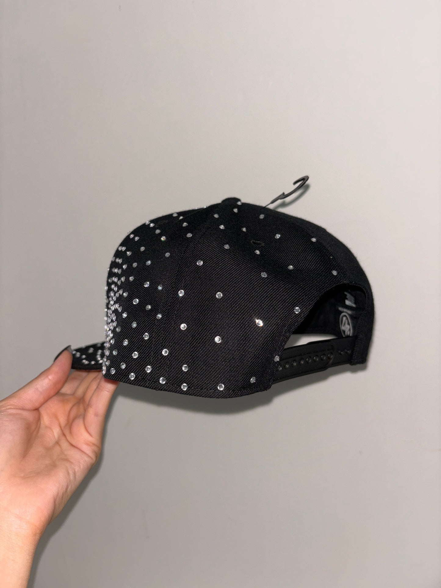 Cappello visiera piatta regolabile